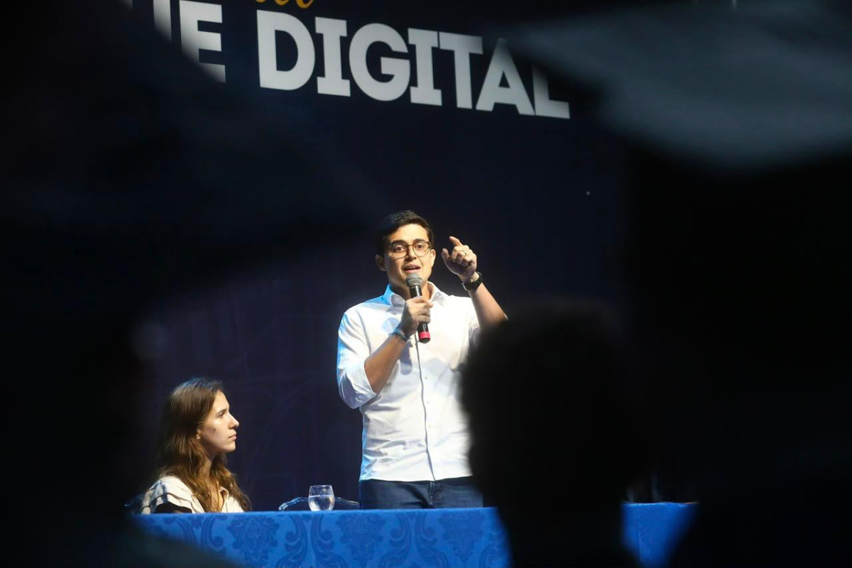 Leia mais sobre o artigo Embarque Digital forma 185 estudantes e celebra avanço da política de formação em tecnologia no Recife