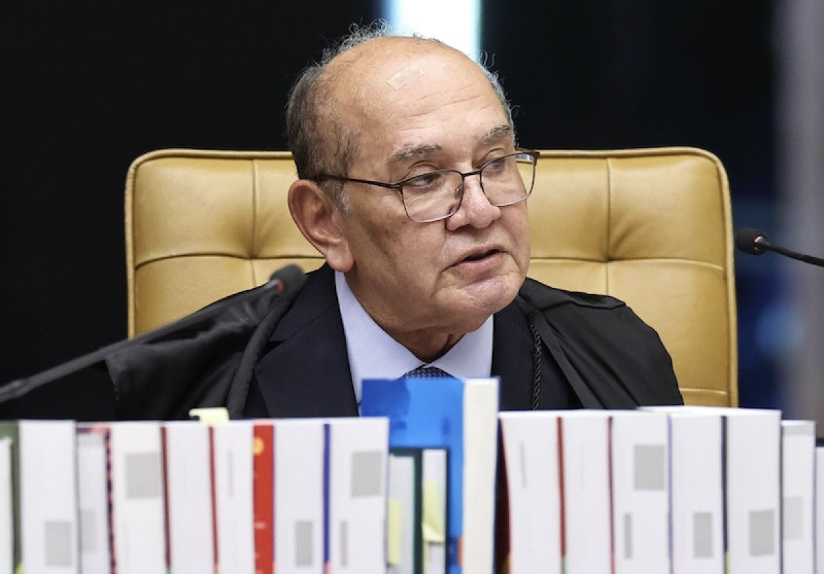 Leia mais sobre o artigo Vorcaro se reuniu com Gilmar e contratou seu então cunhado para temas de interesse no STF
