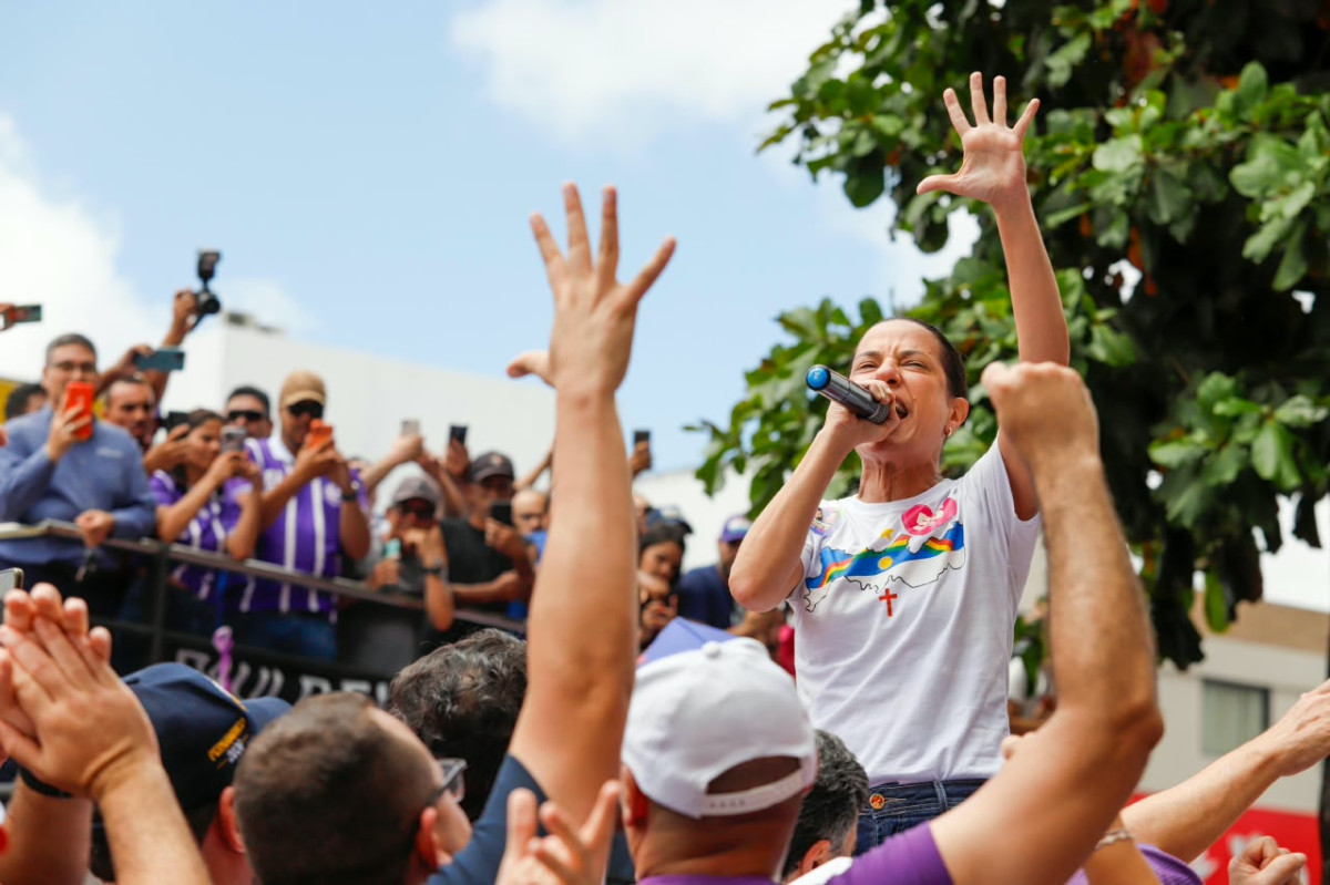 No momento, você está visualizando Raquel cresce, mantém liderança e vence no primeiro turno, diz Datafolha