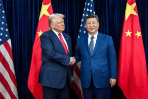 Leia mais sobre o artigo China e EUA reduzem tarifas sobre US$ 60 bilhões em produtos