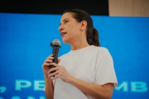 Leia mais sobre o artigo Justiça Eleitoral aciona PF por cartazes contra Raquel Lyra