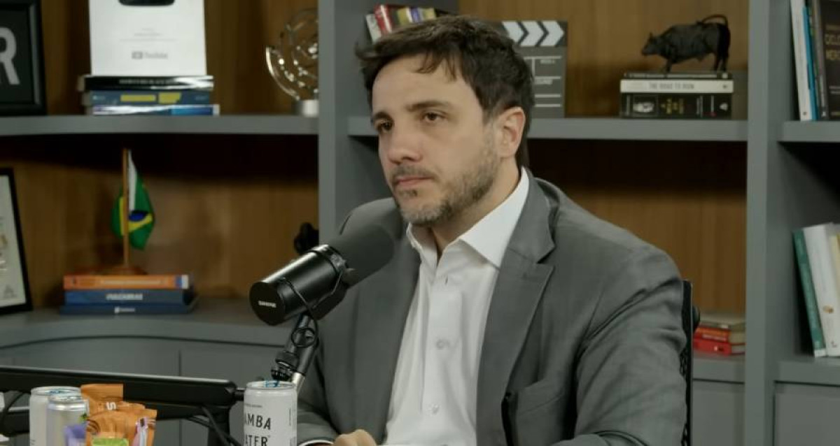 Leia mais sobre o artigo Renan comemora afastamento de Andrei e acusa bolsonaristas e lulistas de ‘seletividade’