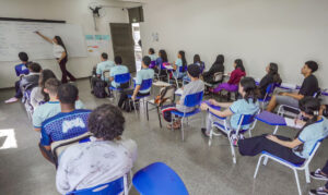 Leia mais sobre o artigo Pisa: Brasil reduz diferença para países ricos no desempenho escola