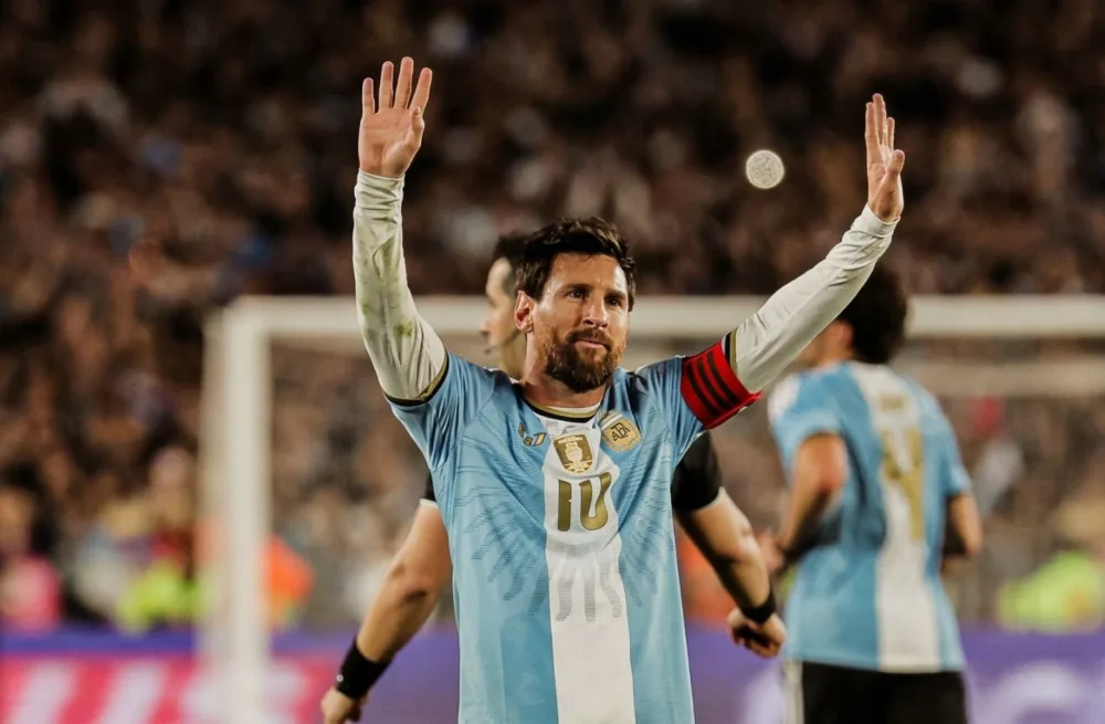 Leia mais sobre o artigo Messi faz seu último jogo com a camisa da Argentina