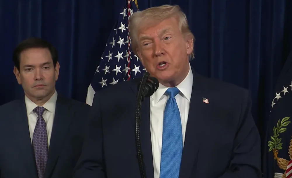 Leia mais sobre o artigo Trump chama de “inimigo” quem usar IA em vez de “superinteligência”