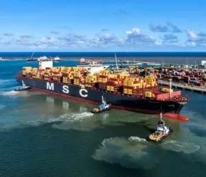 Leia mais sobre o artigo Marinha homologa novas profundidades e Suape avança na capacidade de receber gigantes dos mares
