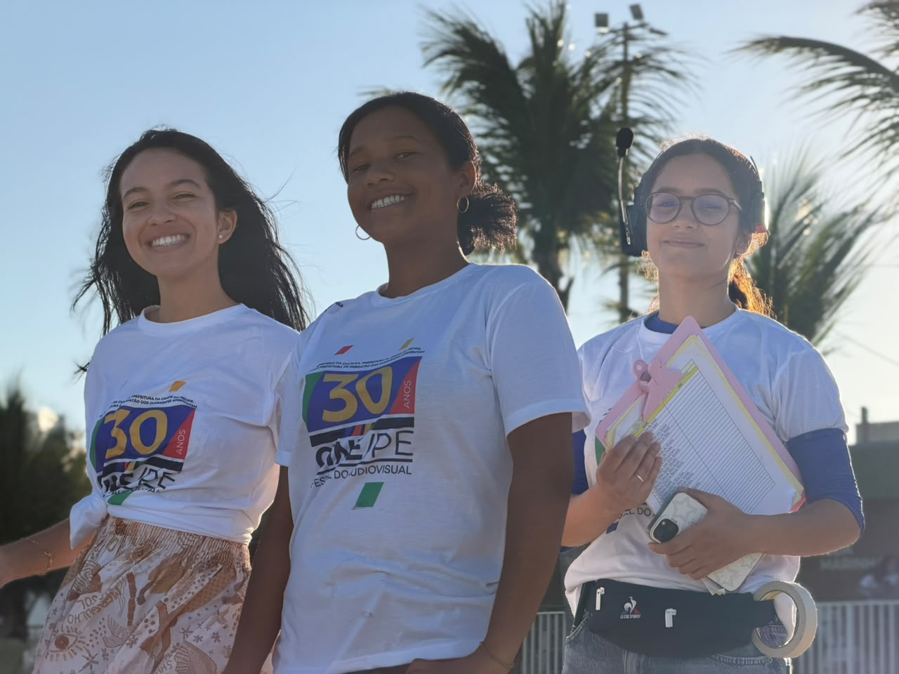 No momento, você está visualizando Estudantes da rede municipal de Jaboatão gravam documentário do CinePE 2026 com protagonismo juvenil